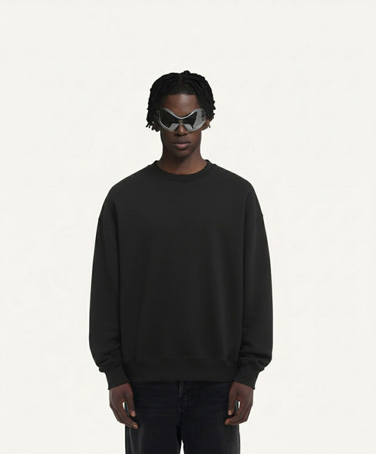 OVERSIZED SOLID BLACK CREWNECK