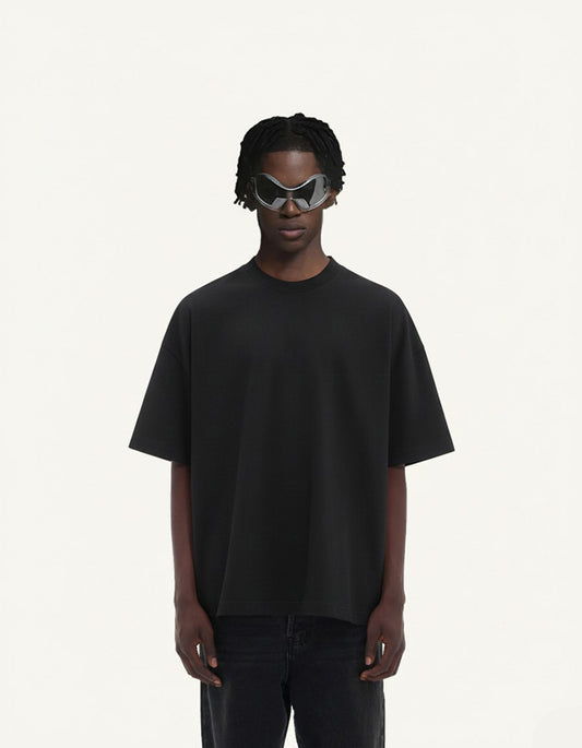 OVERSIZED SOLID BLACK T-SHIRT